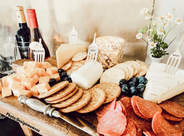 Assorted Loose Cheese Markers